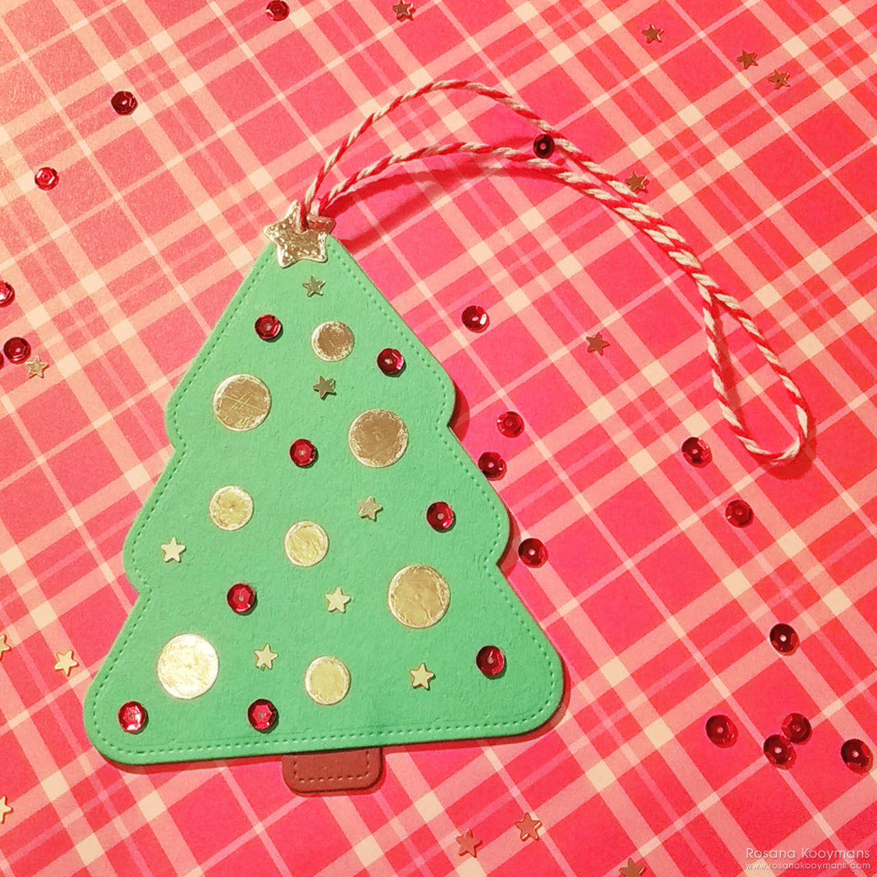 Lawn Fawnatics Challenge #41: Shaped Cards Challenge by Rosana Kooymans
