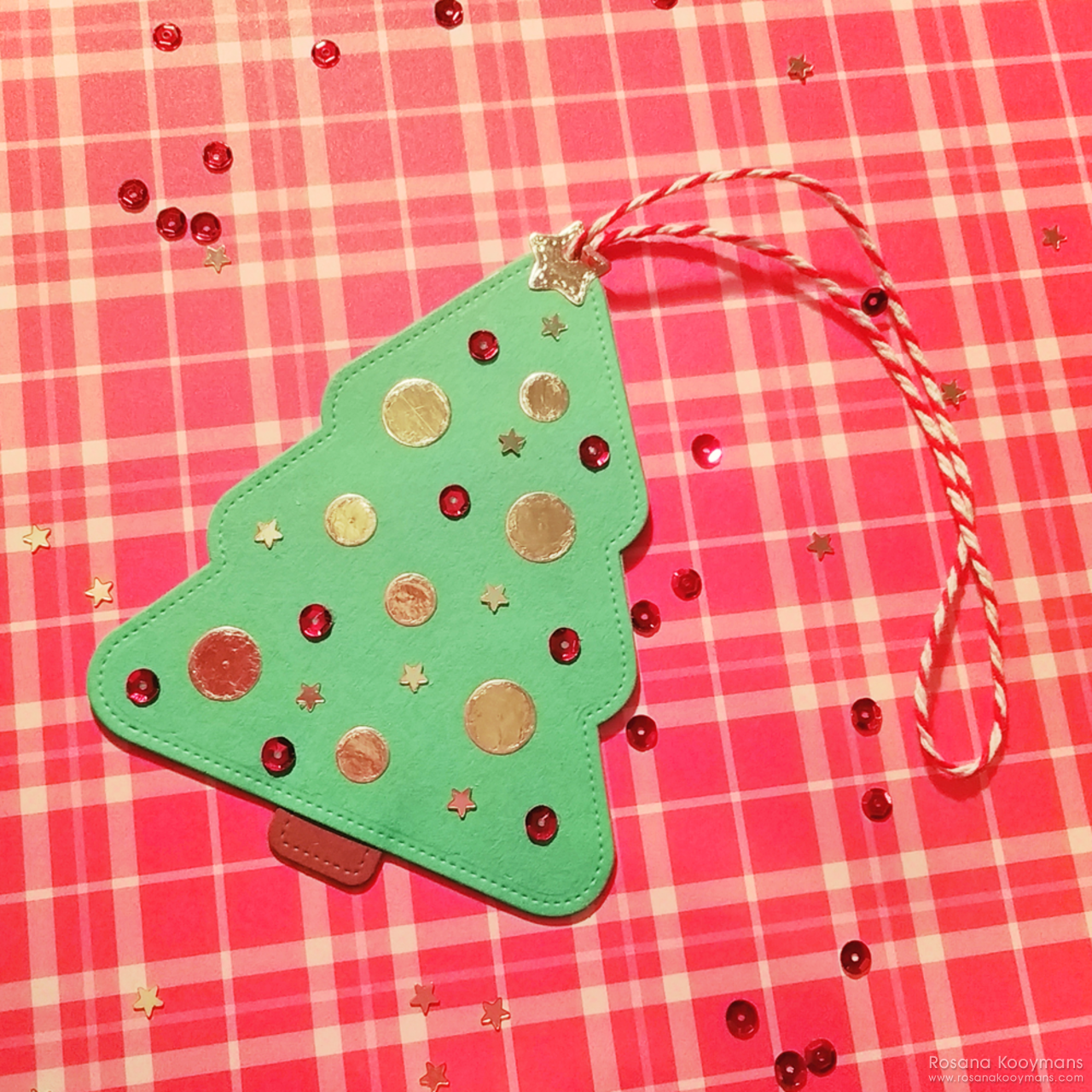 Lawn Fawnatics Challenge #41: Shaped Cards Challenge by Rosana Kooymans